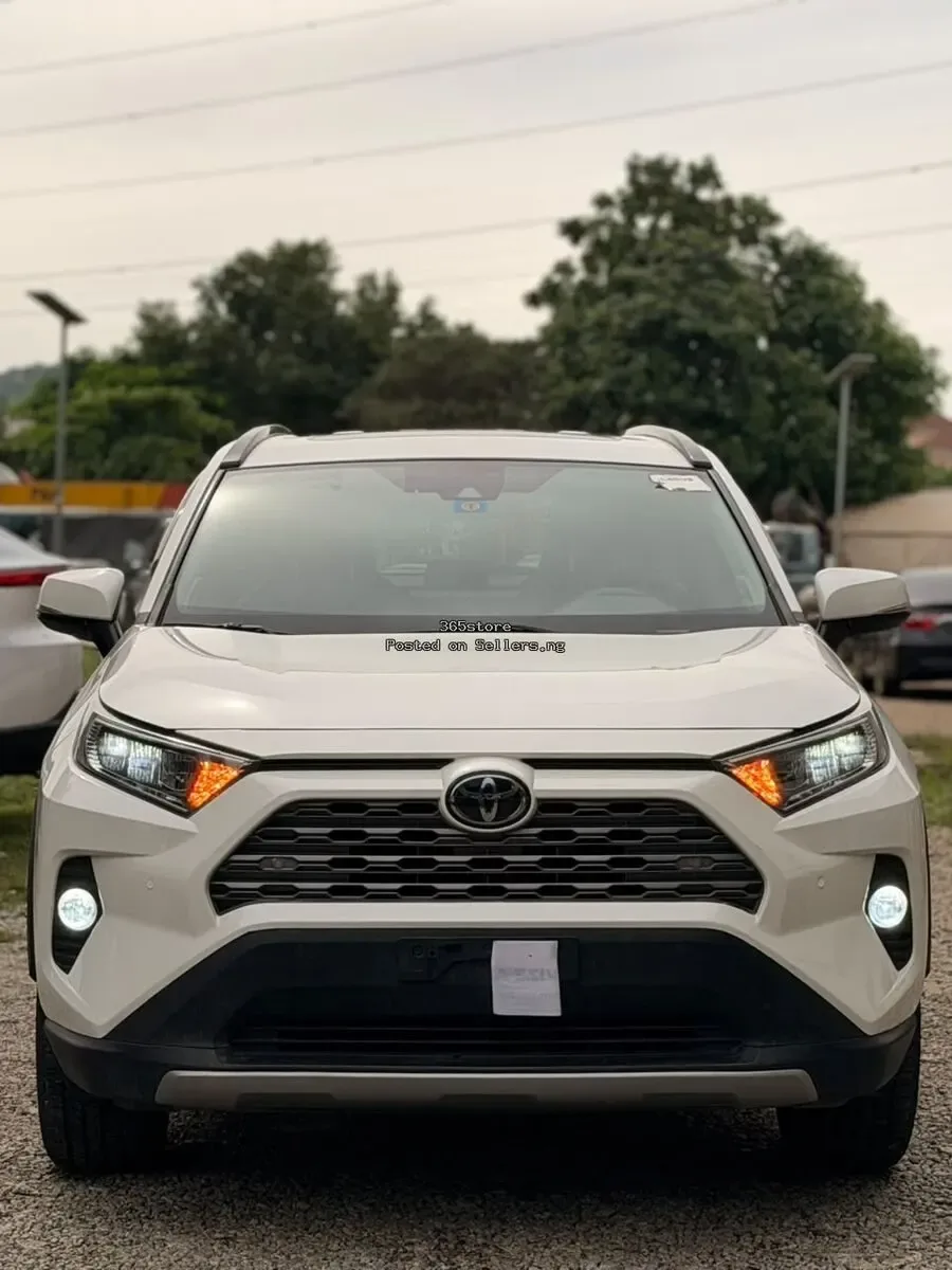 2019 TOYOTA RAV4 - ₦39,000,000 in Abuja | SellersDotNG