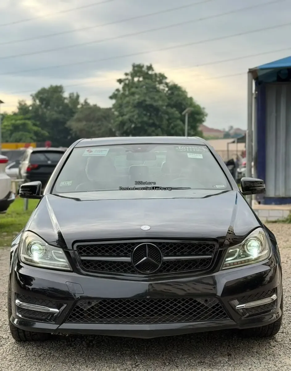 2014 MERCEDES BENZ C300 - ₦14,000,000 in Abuja | SellersDotNG