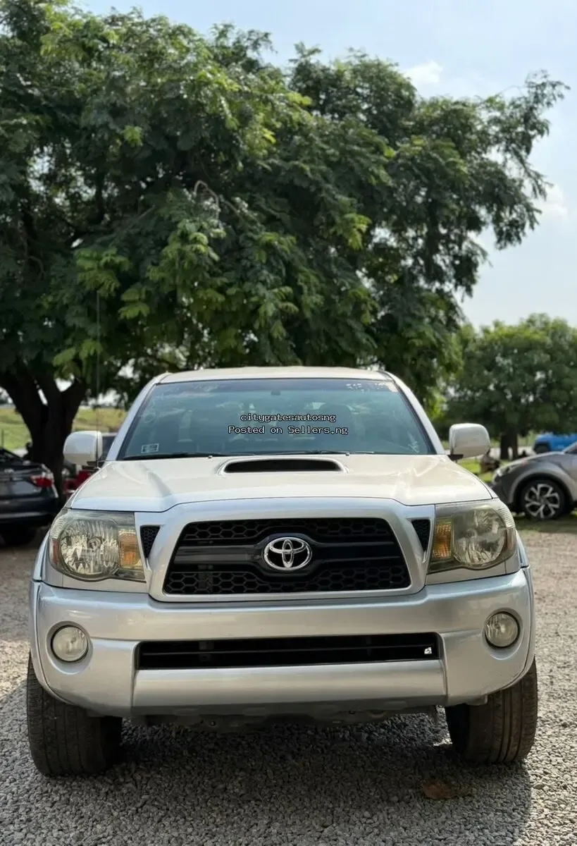 2012 Toyota Tacoma Double Cab V6 - ₦20,500,000 in Abuja | SellersDotNG