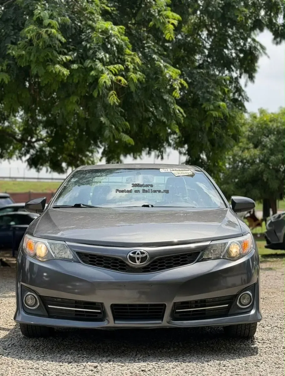 2014 TOYOTA CAMRY SE - ₦12,500,000 in Abuja | SellersDotNG