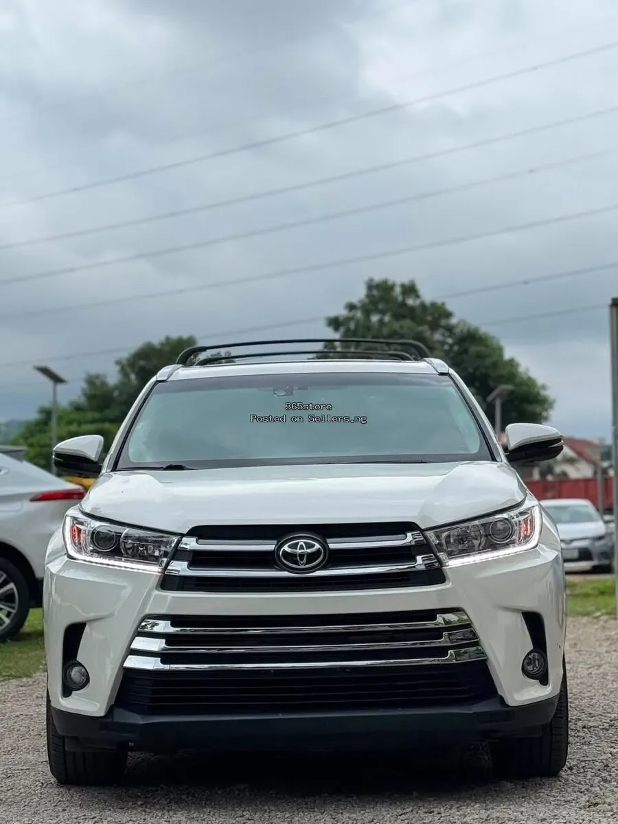 2015 TOYOTA HIGHLANDER LIMITED - ₦28,500,000 in Abuja | SellersDotNG